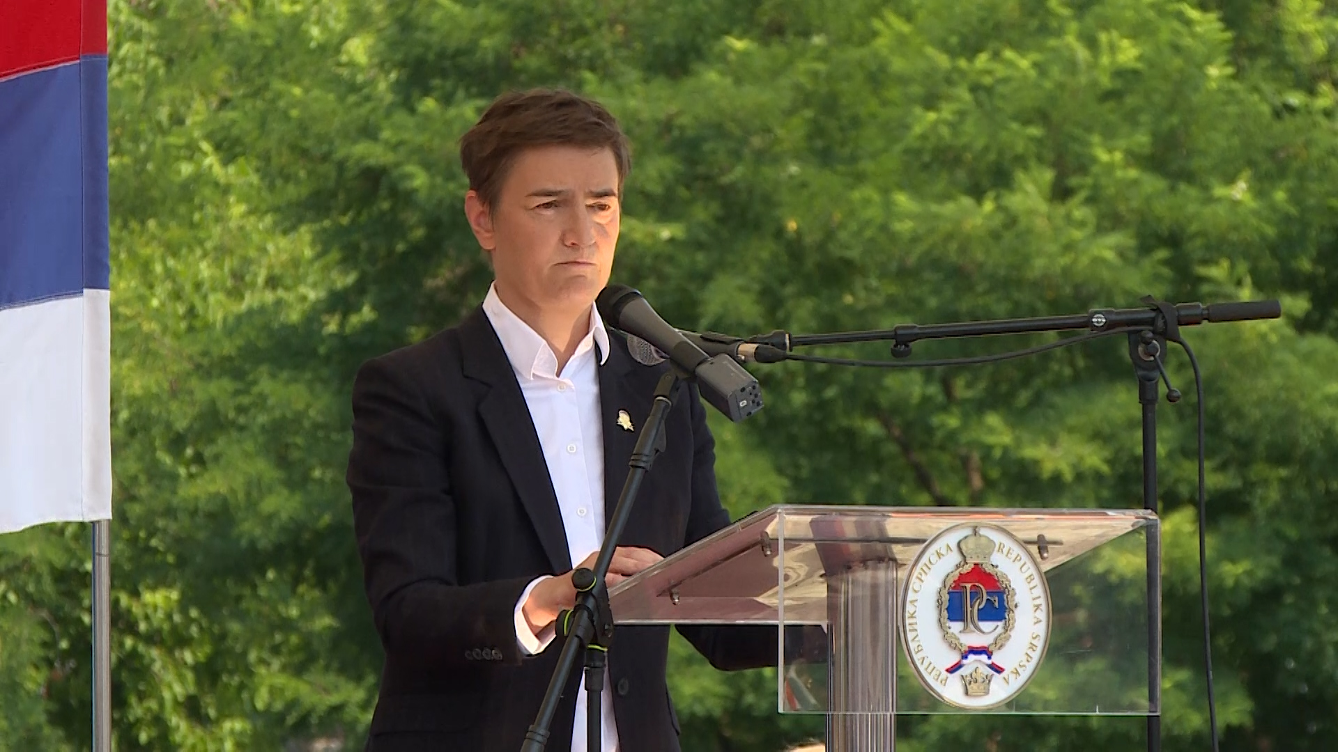 BiH, Republika Srpska, Bratunac, Ana Brnabic predsednica Narodne skupstine Republike Srbije, o stradanjima u logoru za Srbe u Srebrenici BiH, Republika Srpska, Bratunac, Ana Brnabic predsednica Narodne skupstine Republike Srbije, o stradanjima u logoru za Srbe u Srebrenici